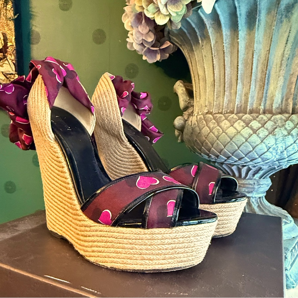 Gucci Espadrille Wedges Lightly Used